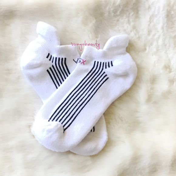 Victoria's Secret VSX Cotton Lycra Blend Cushion Ankle Socks NWOT OS - Picture 3 of 5